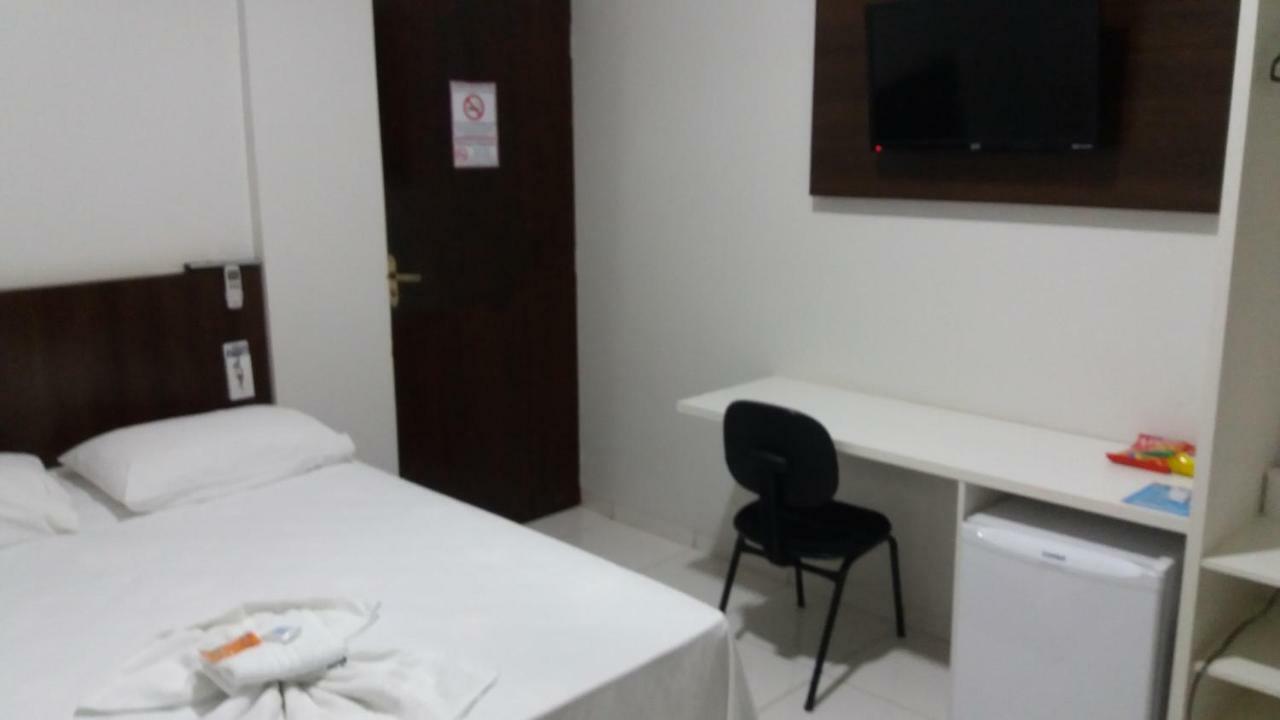 Oriente Hotel Campo Novo do Parecis エクステリア 写真